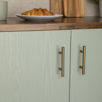 B&Q -  Soft Sage Wood Matt 67.5Cm X 10M Self-Adhesive Vinyl Wrap For Doors And Worktops