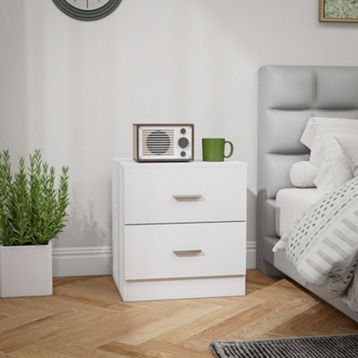 Homcom Bedside TableNightstand With 2 DrawersModern Side TableWhite from B&Q