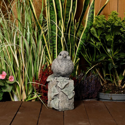 Oakleystone Northern Robin On Post Statue Garden Ornament from B&Q