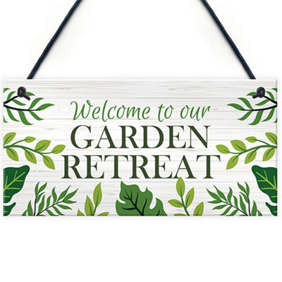 Red Ocean Garden Welcome Sign Gardening Gifts Home Decor Gifts Garden Shed Summer House from B&Q
