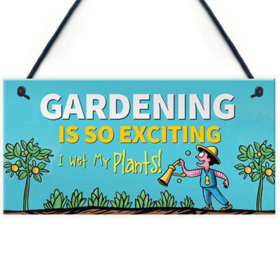 Red Ocean Gardening Gifts Sign Gardening So Exciting I Wet My Plants Funny Wetting Pants Novelty Garden Plaque Gift For Women Men from B&Q