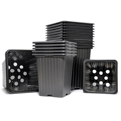 B&Q -  Elixir Gardens 0.25L Thermoformed Square Black Plant Pots X400