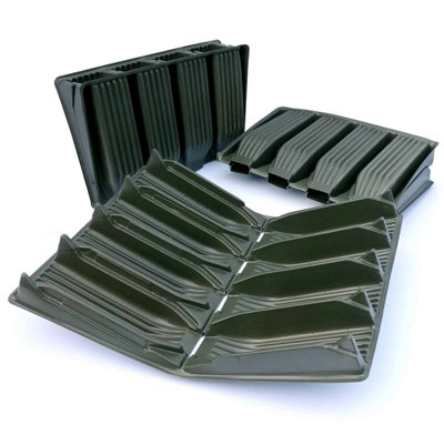 Elixir Garden Supplies Elixir Gardens Rootrainer Books Refills (32 Cells) from B&Q