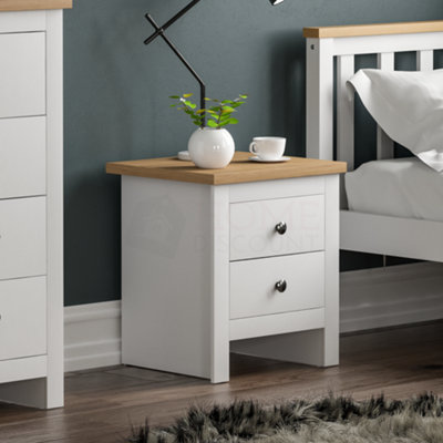 Lassic Vida Designs Arlington White 2 Drawer Bedside Chest (H)510mm (W)450mm (D)400mm from B&Q