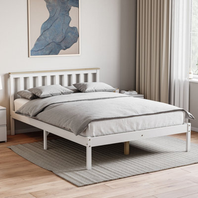 Lassic Vida Designs Milan White & Pine 4Ft6 Double Wooden Bed FrameLow Foot End from B&Q