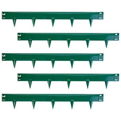 Woodside 5M Green Steel Lawn Border Edging Set Flexible Powder Coated Garden Border Panels With Ground Spikes from B&Q