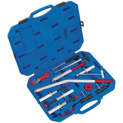 14 Piece Professional Windscreen Removal Tool Kit For Bonded And Rubber Seals from B&Q