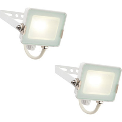 2 Pack Outdoor Waterproof Led Floodlight10W Cool White LedMatt White from B&Q