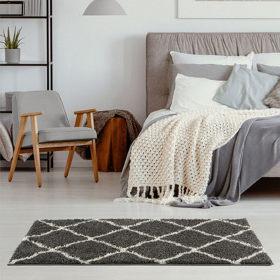 B&Q -  Moroccan Shaggy Rugs And Runners Soft  High Pile Dark Grey And Ivory Living Room Kitchen Hallway 740