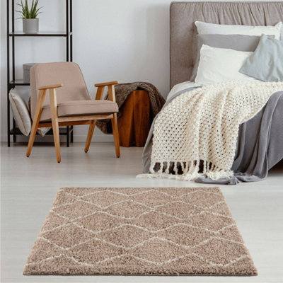The Rugs Moroccan Shaggy Rugs And Runners Soft Fluffy Wavy Trellis Design High Pile Beige And Ivory Living Room Kitchen Hallway 820 from B&Q