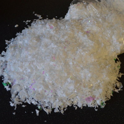Samuel Alexander 3 Pack Of 150 Grams (8 Pints) Fake Or Frosted Iridescent Christmas Snow Decoration from B&Q