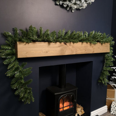 Samuel Alexander 2.7M X 25Cm Plain Green Christmas Garland With 200 Bullet Tips from B&Q
