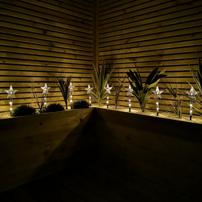 Samuel Alexander Set Of 8 Battery Operated Led Multi Coloured Star Path Lights Christmas Decoration & Timer White