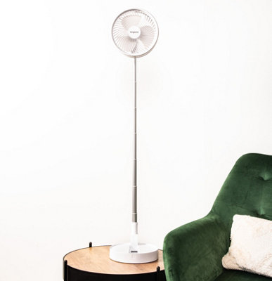 Samuel Alexander 1M Tall Portable Telescopic Cordless Folding Usb Rechargeable Cooling Fan In White from B&Q