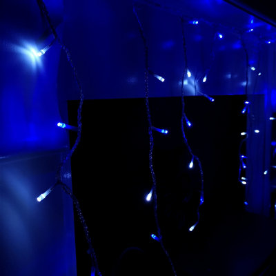 Samuel Alexander 480 Led 11.8M Snowing Iciclebrights Indoor Outdoor Multifunction Christmas Icicle Lights On Clear Cable With Timer In Blue & White from B&Q