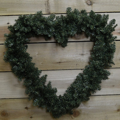 Samuel Alexander 50Cm X 55Cm Luxury Heart Shaped Pine Christmas Door Wreath In Plain Green