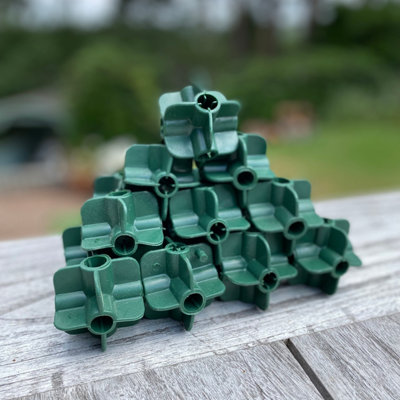 Selections Bamboo Cane Connectors Flexible Fruit Cage Plant Support (Pack Of 40) from B&Q