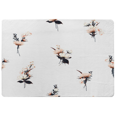 Benjamin Tate Design Flower Bunches Designer Special Soft Home Rug from B&Q