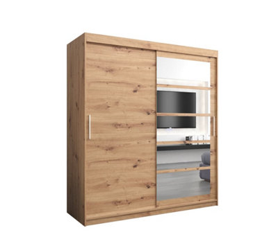 Arte Elegant Oak Artisan Roma I Sliding Door Wardrobe W1800mm H2000mm D620mm Mirrored Vertical Handles Classic Storage Solution from B&Q