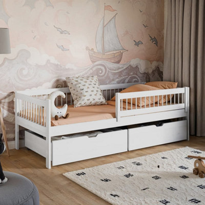 Arte  Wooden Single Bed Edi PineClassic Solid Wood Design With Built-In Drawers