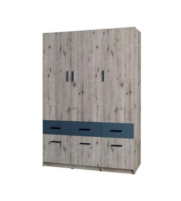 Arte Snow 04 Triple Door Wardrobe 136CmOak Wellington & GraphiteStylish Storage For Contemporary Living from B&Q