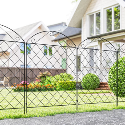 Outsunny 4Pcs Decorative Garden Fencing 43In X 11.5Ft Metal Border Edging from B&Q