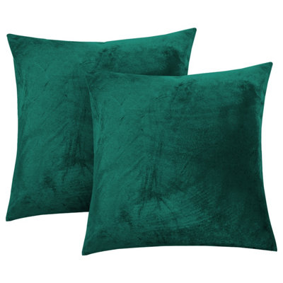 Ameha Green Plain Velvet Cushion Covers18X18 InchPack Of 2Breathable & Hypoallergenic With Hidden Zip Closure from B&Q