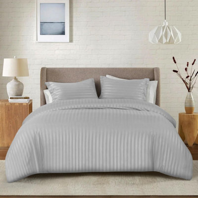 Ameha Stripe Duvet Set With Pillowcase Reversible Bedding & Breathable Microfiber Quilt Cover Grey Double Size 200X200Cm from B&Q