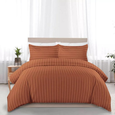Ameha Stripe Duvet Set With Pillowcase Reversible Bedding & Soft Microfiber Cover Rust Single Size 135X200Cm from B&Q