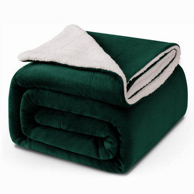 Ameha Emerald Sherpa Fleece Throw Blanket Soft Thick Fluffy Comfort For BedSofa Couch & Travel King 200X240Cm from B&Q