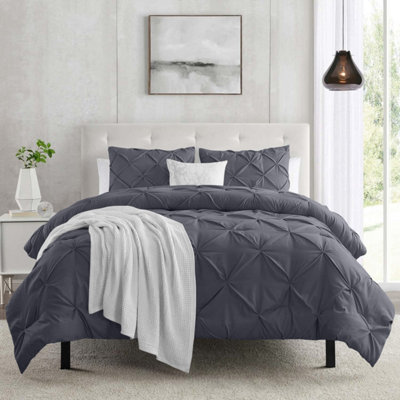 Ameha Pintuck Duvet Cover With Pillowcase Anti-Allergic & Breathable Microfiber Pinch Pleat Diamond Grey Single 135X200Cm from B&Q