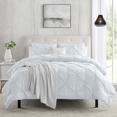 Ameha Pintuck Duvet Cover Set White With Matching Pillowcase And Pinch Pleat Diamond Double 200X200Cm from B&Q