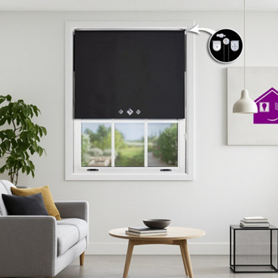Furnished Thermal Blackout Roller Blinds With Triple Diamond Eyelets & Metal FittingsBlack (W)230Cm (L)210Cm from B&Q