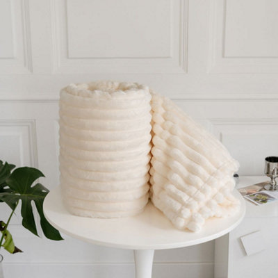 B&Q -  Chunky Ribbed Cord Faux Fur Velvet Touch Sofa Bed Throwover Soft Touch Blanket Cream  (200 X 240Cm)