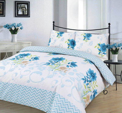 B&Q -  Bethany Floral Print Quilt Reversible Duvet Cover Set With Matching Pillow Cases