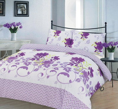 B&Q -  Bethany Floral Print Quilt Reversible Duvet Cover Set With Matching Pillow Cases