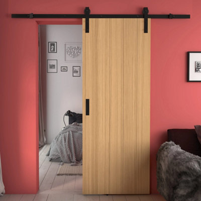 Green & Taylor Oak Traditional Vertical Panel Internal Sliding Barn Door from B&Q