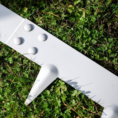 Primrose 5M Steel Modular Garden Lawn Border Path Edging Pieces With Locking Screws In Grey from B&Q