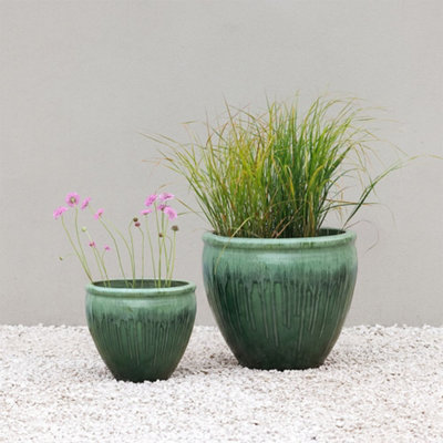Primrose Volterra Glazed Terracotta Planter In Green 39Cm from B&Q