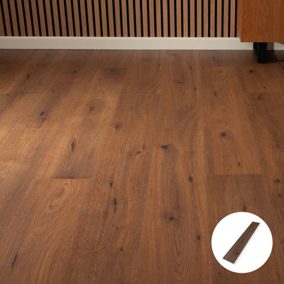 B&Q Wvh Arden Warm Oak Laminate Flooring