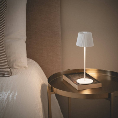 Edit Willox Usb Rechargeable Led Outdoor Table Lamp White from B&Q
