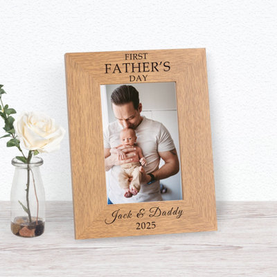 Uniqueful Men's Brown Personalised First Fathers Day Wood Picture Frame 6X4 Dad Father's Day In - Image 3