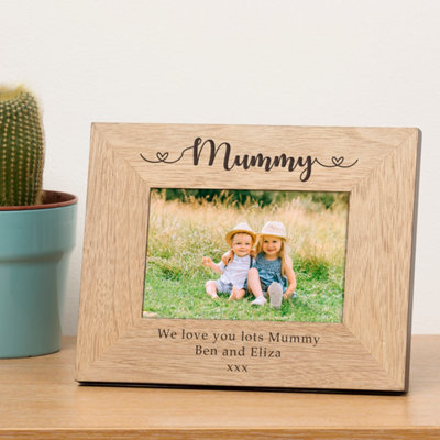 Uniqueful Personalised Mummy Photo Frame - 7x5 Oak Veneer Wood Picture Frame with Engraved Message, Mum Gift - Image 3