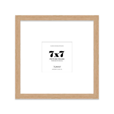 7X7" Oak Picture Frame7X7" Square Frame With 4X4" Mount For 7X7"/4X4" Pictures Moderrn Style Thin Edge1 Pack from B&Q