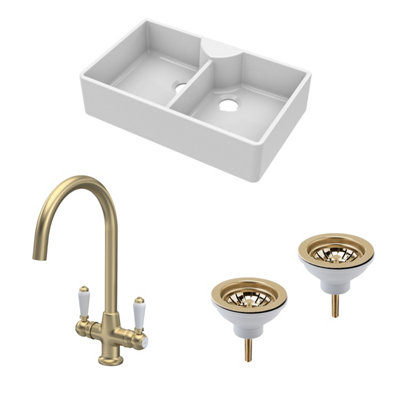 B&Q -  Traditional Fireclay Kitchen Sink Bundle: Double Bowl Butler With 2 Wastes & Mono Lever Tap895mmBrushed Brass