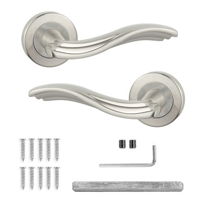 DecoranddecorInternal Door HandlesNickel Door Handle SetDoor Lever HandlesPairSolace Range from B&Q