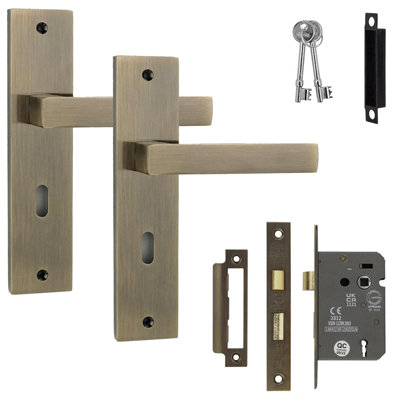Decoranddecor Door Handle With LockInternal Door Handles For Wooden DoorsDoor Handle Sets For PrivacyLumina Range from B&Q