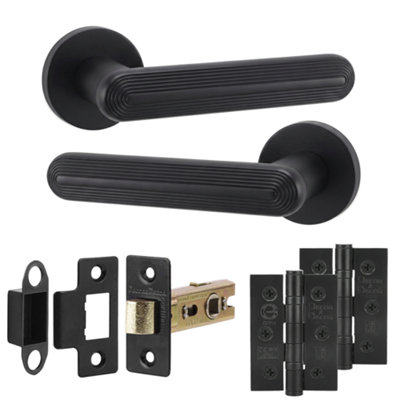 B&Q -  Marin Door Handles With Latch & 76mm HingesMatt Black Lever On Rose Internal Door Kit
