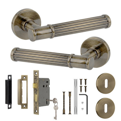 B&Q -  Leto Door Handles With 76mm Sash Lock & Keyed EscutcheonsAntique Brass Lever On Rose Lockable Kit