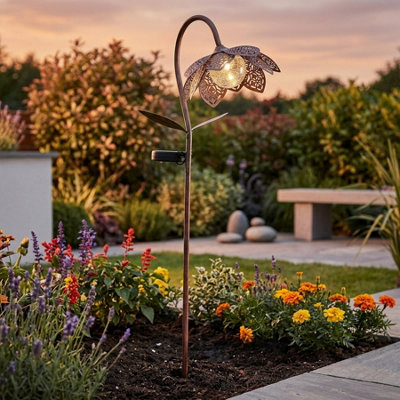Damasque Solar Bloom Stake Light from B&Q